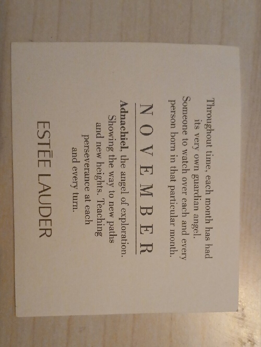 Estee Lauder November Angel Compact - Picture 5 of 5